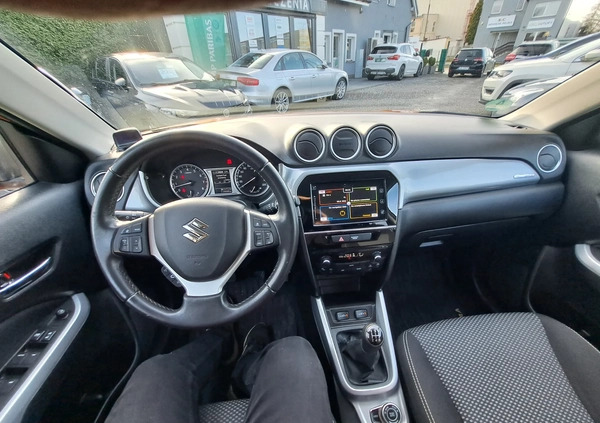 Suzuki Vitara cena 66900 przebieg: 126000, rok produkcji 2016 z Głubczyce małe 407